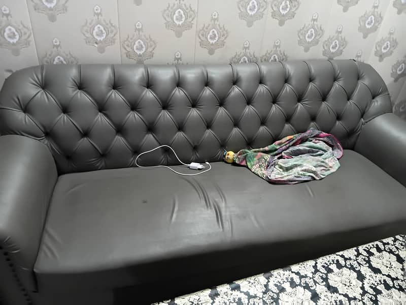 7 seater sofa 0