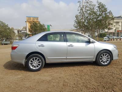 Toyota Premio 2013