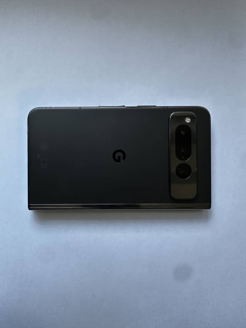 Google Pixel Fold 1