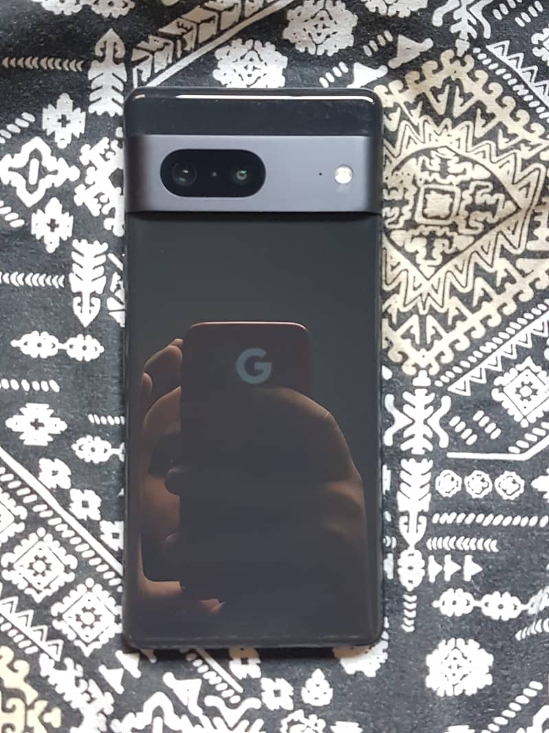 Google Pixel 7 4