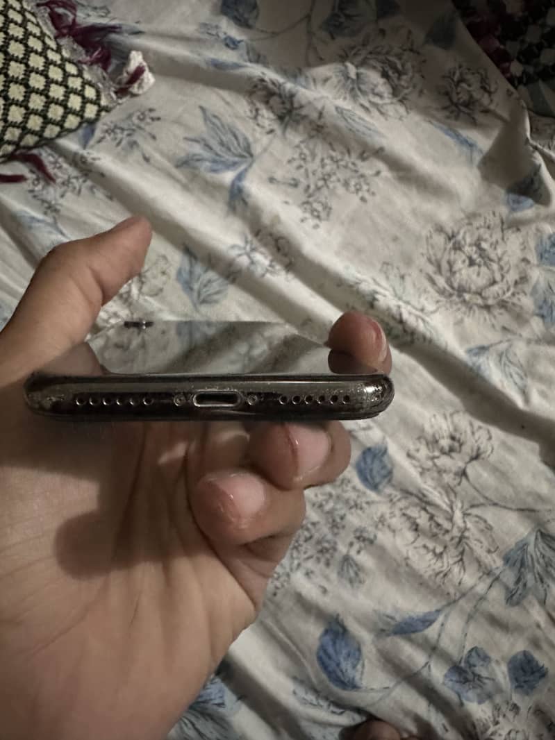 Apple iPhone X 1