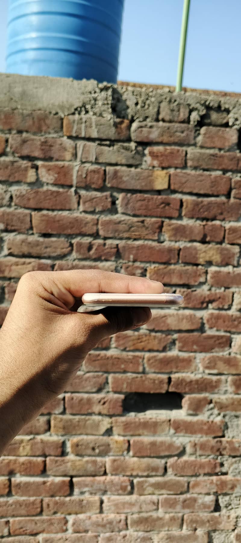 Apple iPhone 8 3