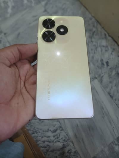 Tecno Spark 20C  (03185353063)