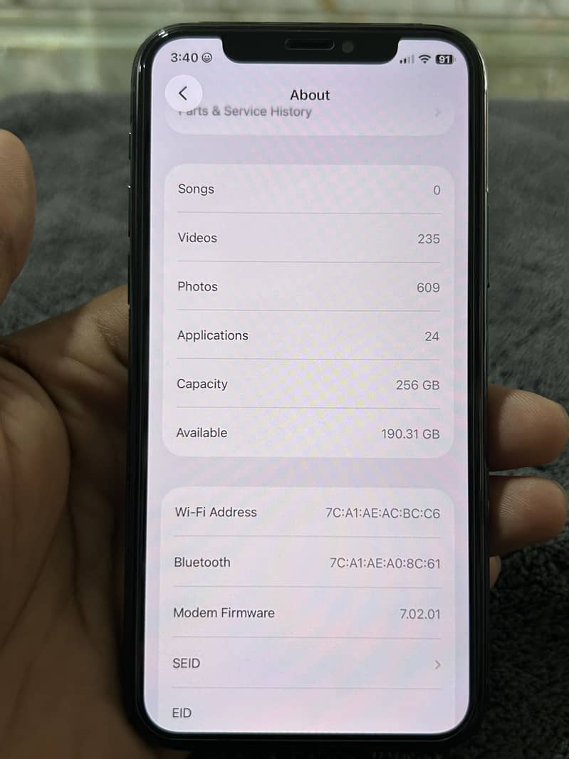 Apple iPhone 11 Pro 4