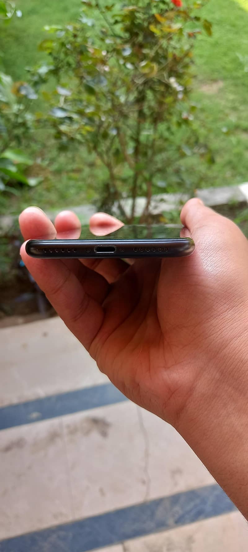 Apple iPhone SE 3