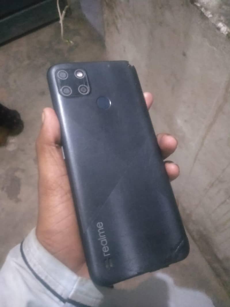 realme 0