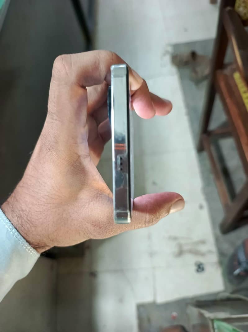 Tecno CAMON 20 2
