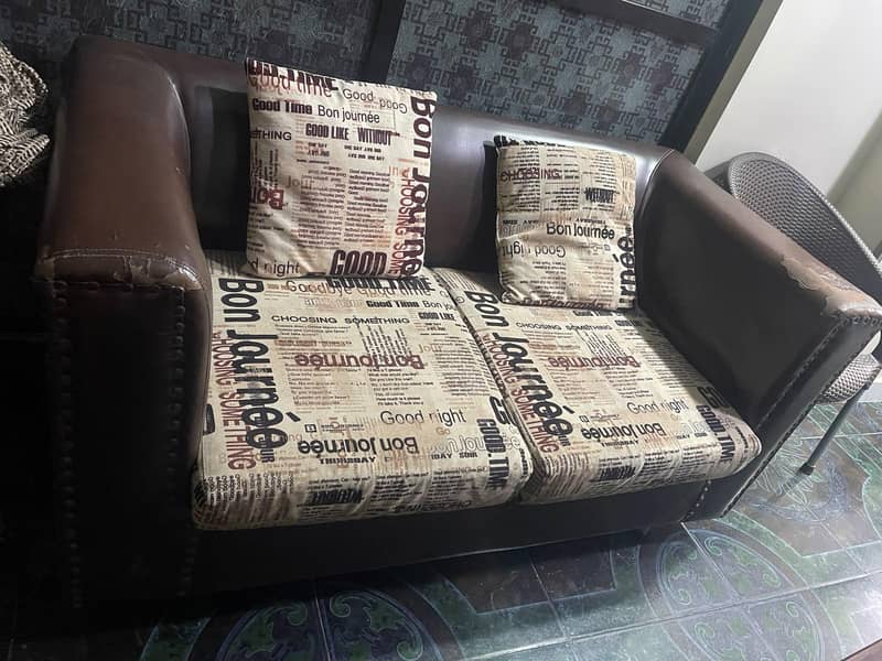 2 seater sofa 0