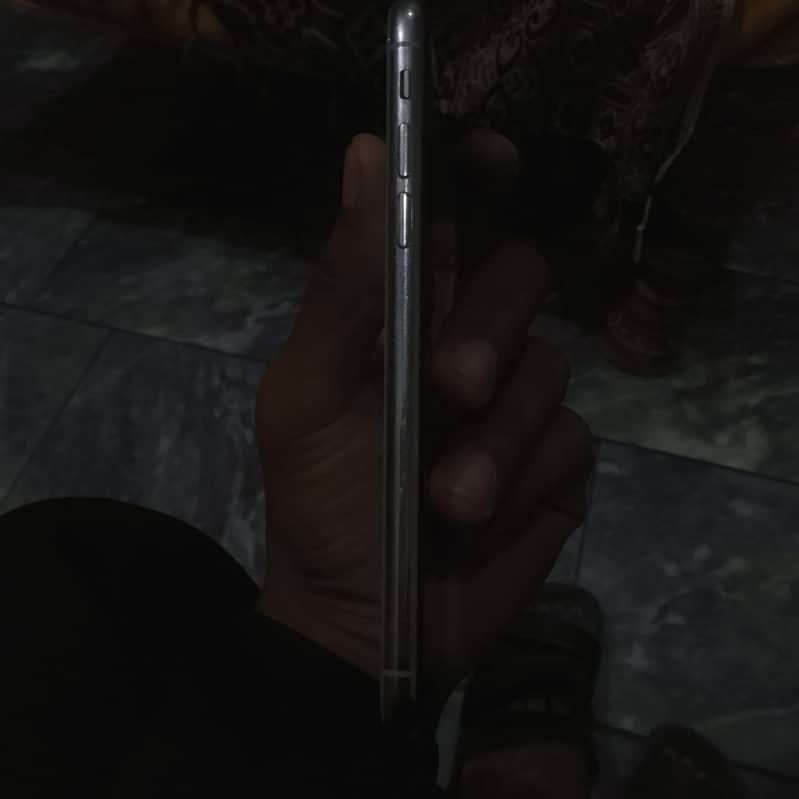 Apple iPhone X 2