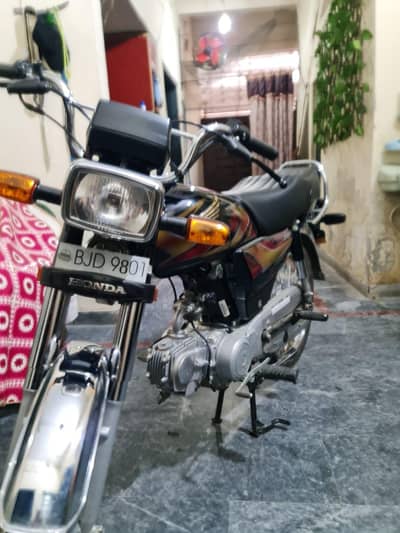 honda cd70 BLK