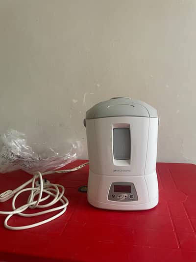 Bionaire Canada 3 Litre Digital Display Warm Steam Humidifier