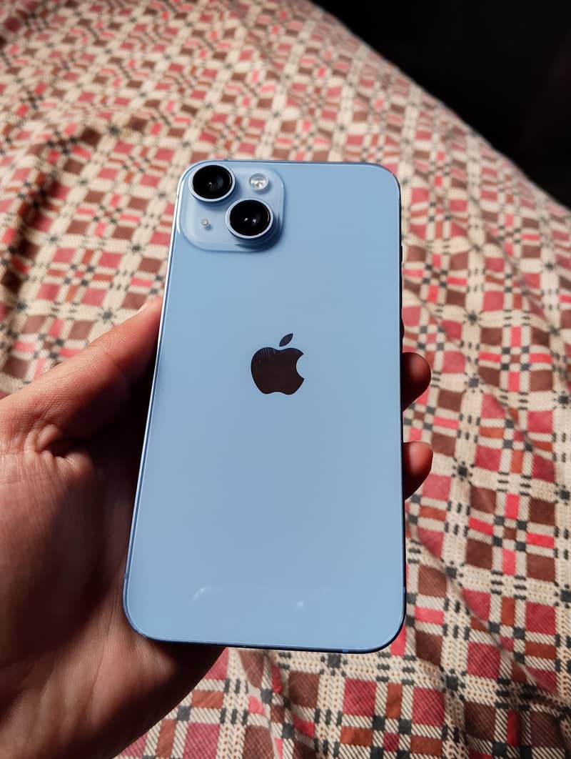 Apple iPhone 14 12