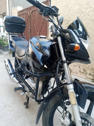Yamaha ybr 125