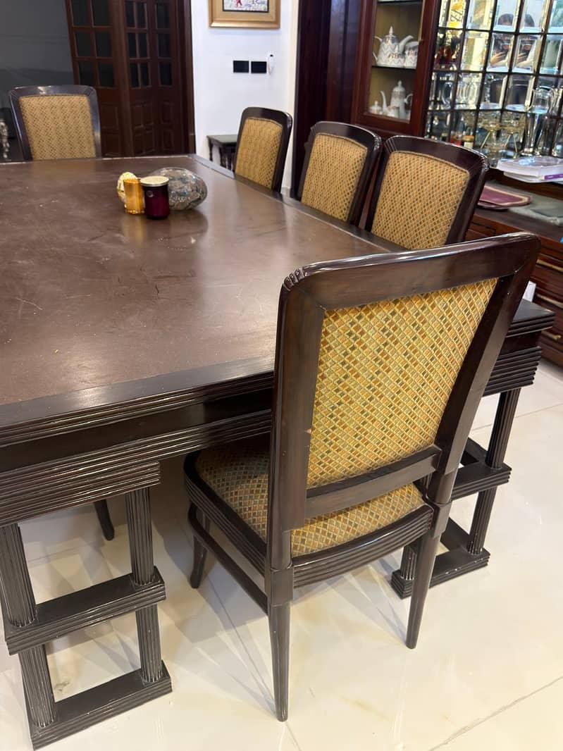 Dining table 5