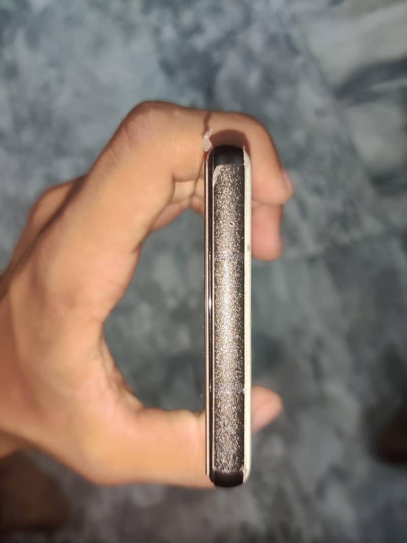 Google Pixel 6a 3