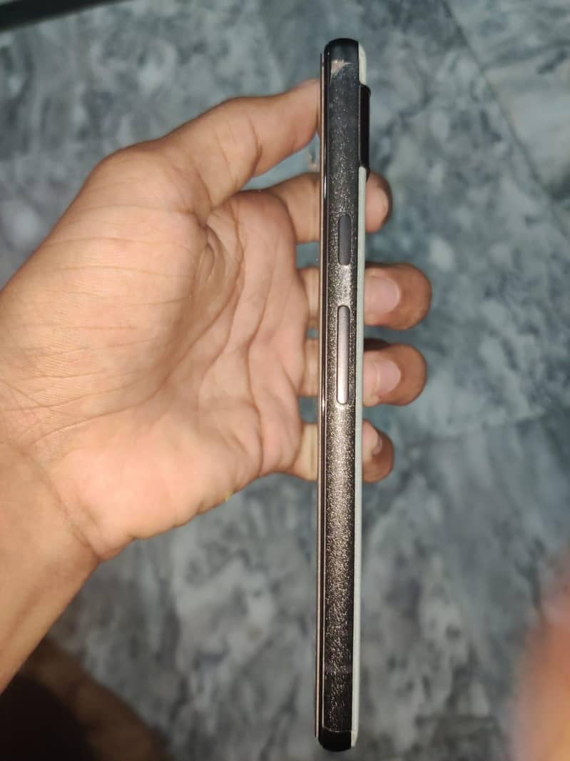 Google Pixel 6a 5