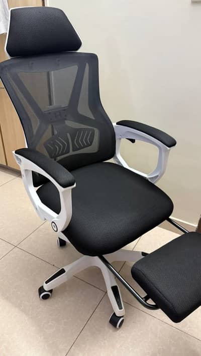 Boost ergonomic chair
