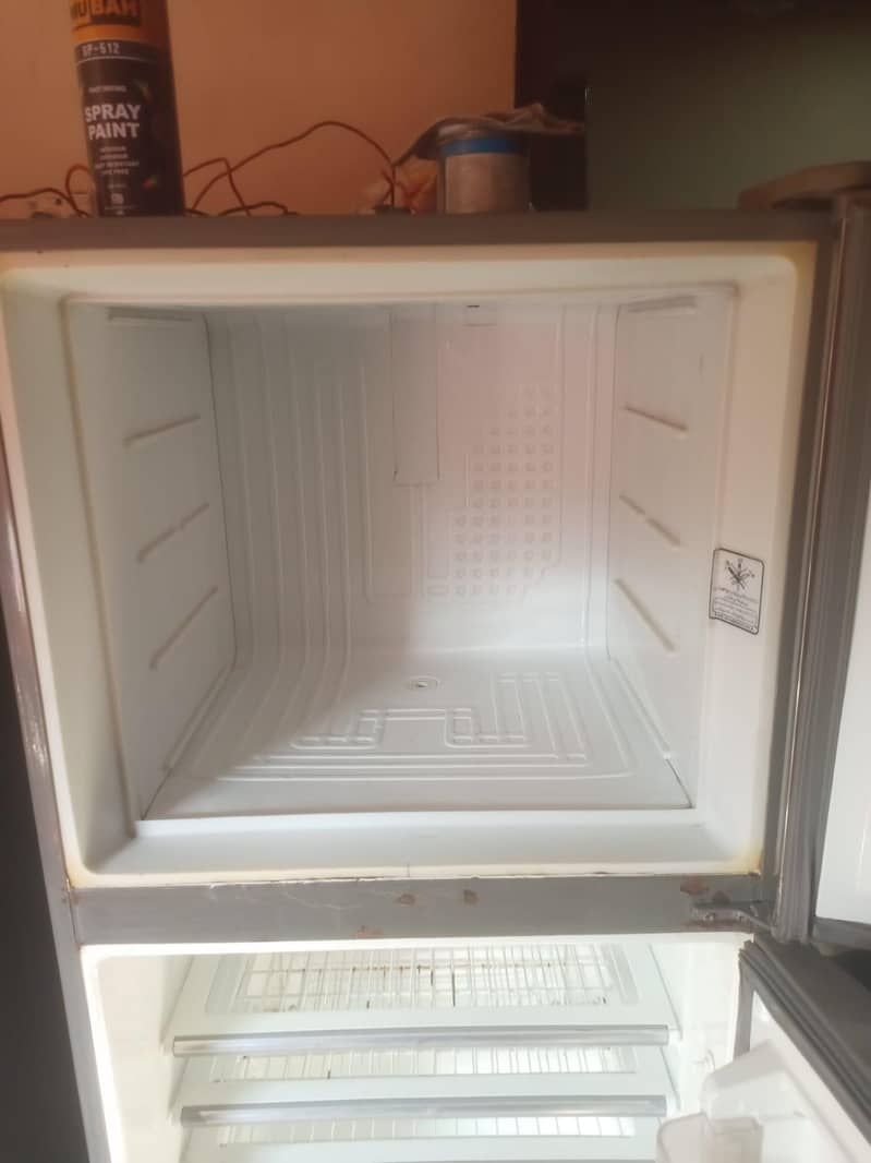 Dawlance fridge 2