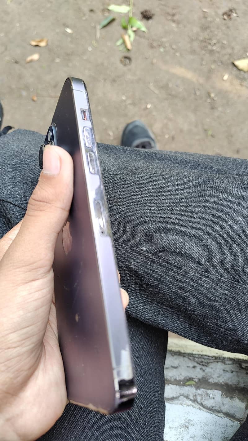 Apple iPhone 14 Pro Max 2