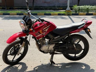 yamaha ybr 125g red colour