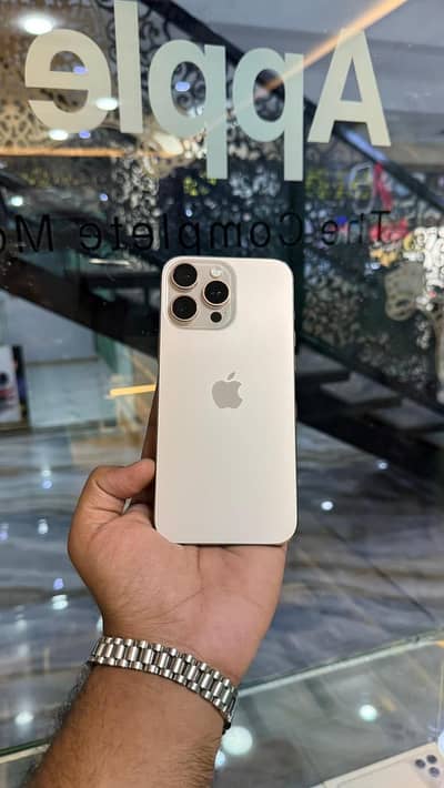 Apple iPhone 16 Pro Max