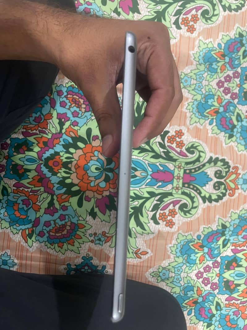iPad 8th gen[32gb] 2
