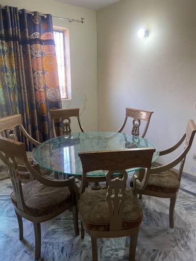 Daining table for sale