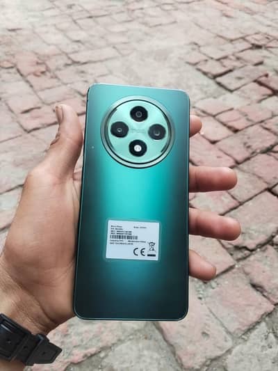 OPPO Reno 12F 8,256 4g