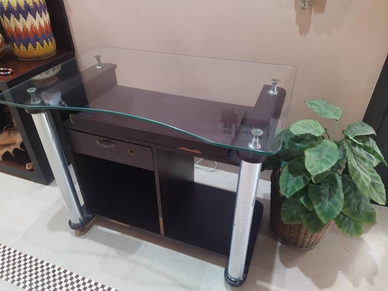 Computer Table 2