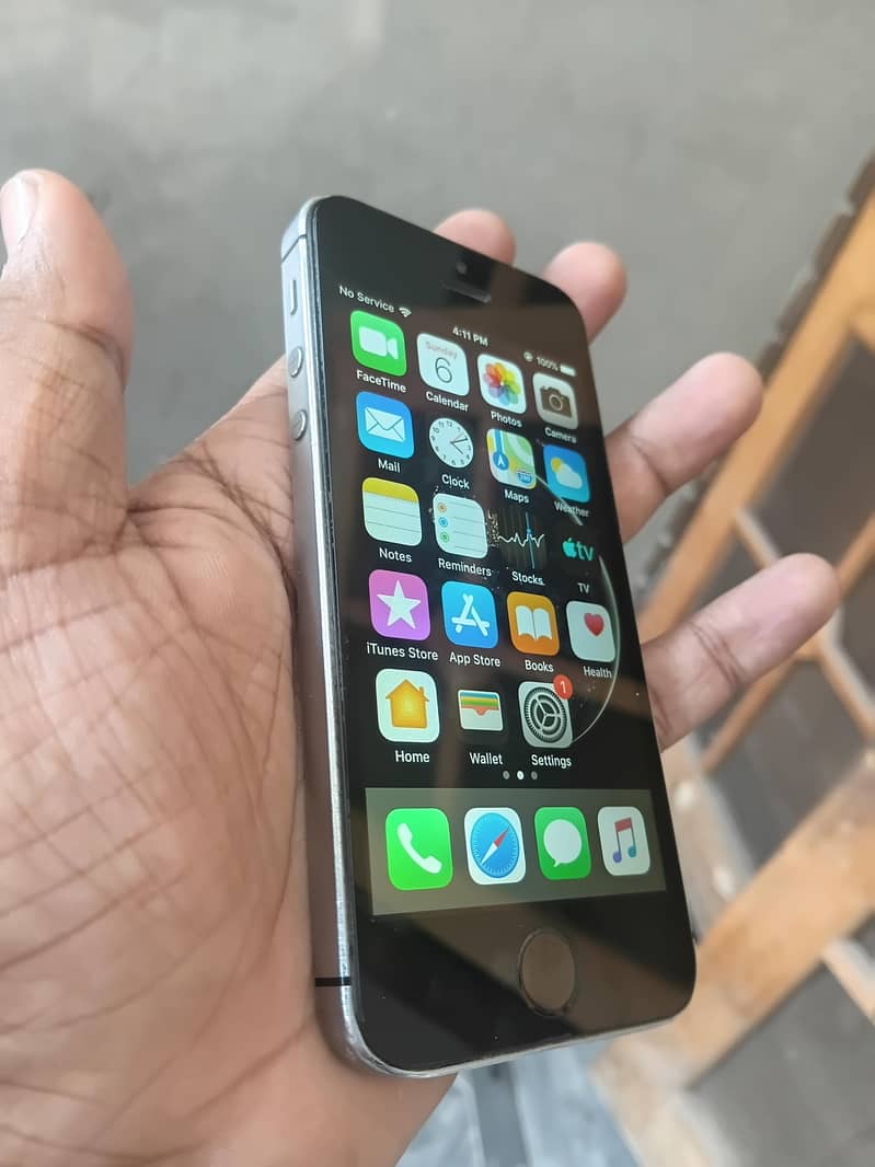 Apple iPhone 5 1