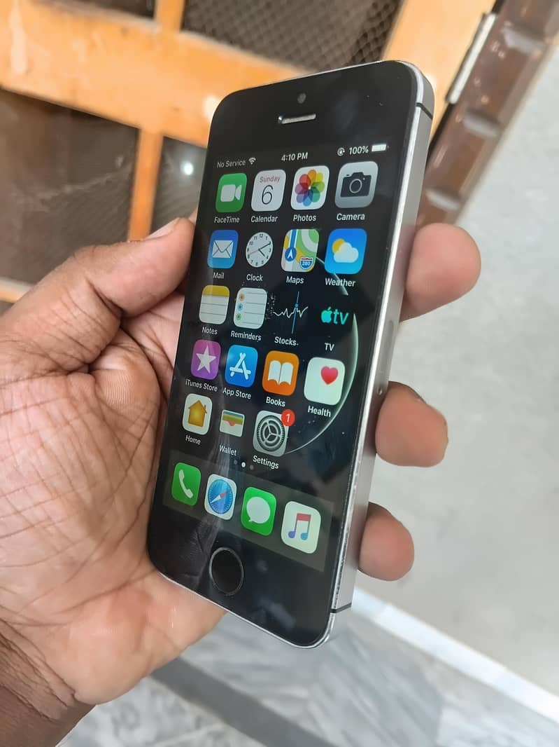 Apple iPhone 5 4