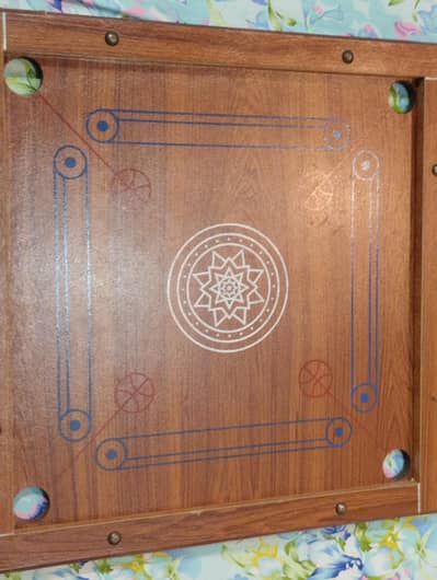 carrom board