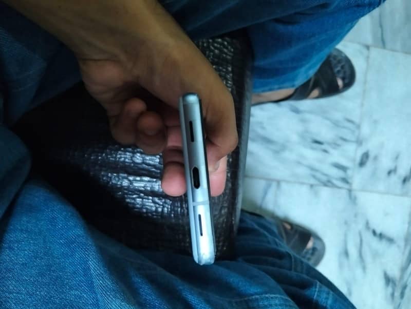 Google Pixel 7a 3