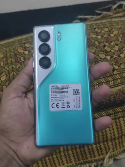 Tecno Camon 40 Pro – 8GB RAM / 256GB Storage