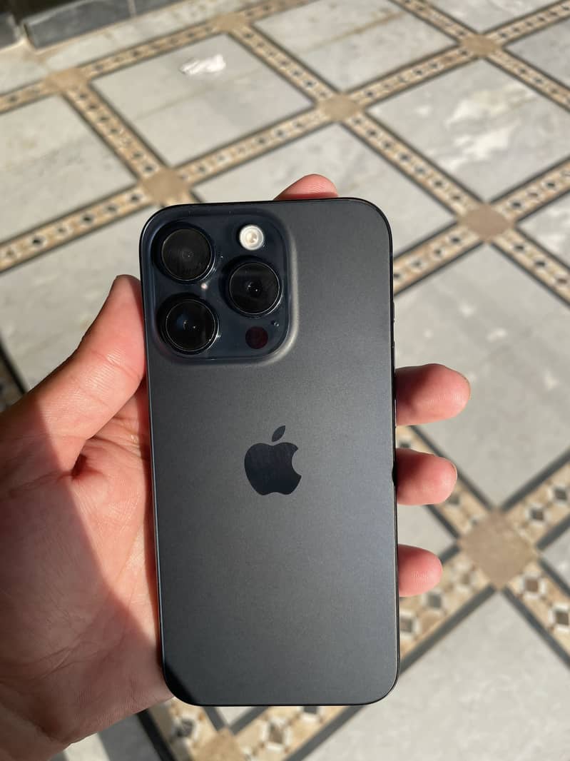 Apple iPhone 15 Pro 7