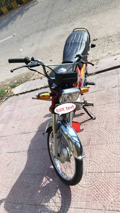 Honda CD 70 2025