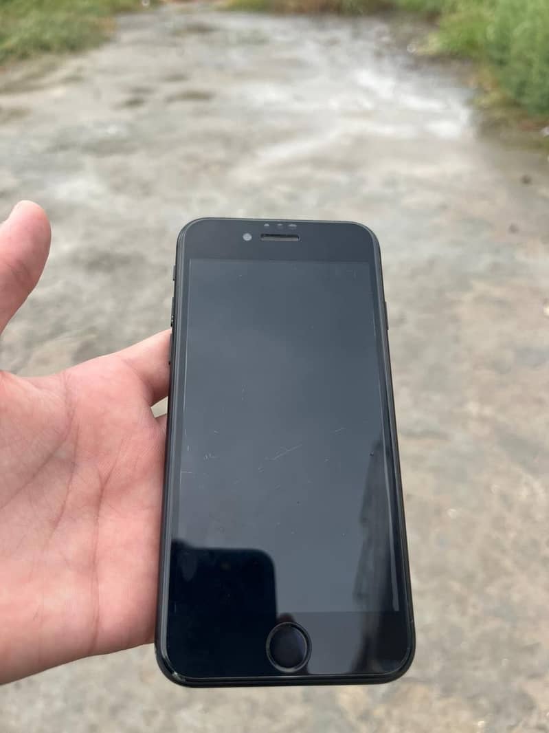 Apple iPhone SE 1