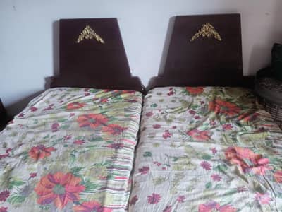 2 signal bed with mattress good condition
