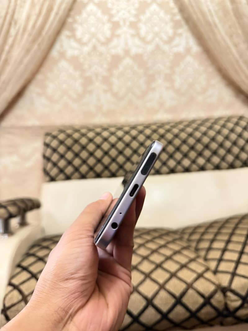 Tecno Spark 40 7