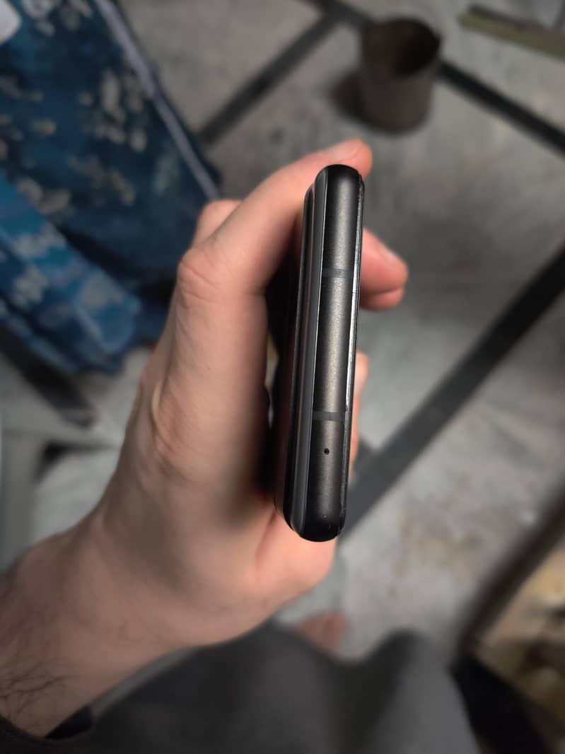 Google Pixel 6a (Excellent Condition) 5
