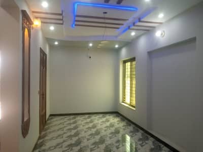 1 KANAL DOUBLE STOREY BRAND NEW FIRST ENTRY BEAUTIFUL HOUSE AVAILABLE FOR RENT IN LDA AVENUE 1 BLOCK F