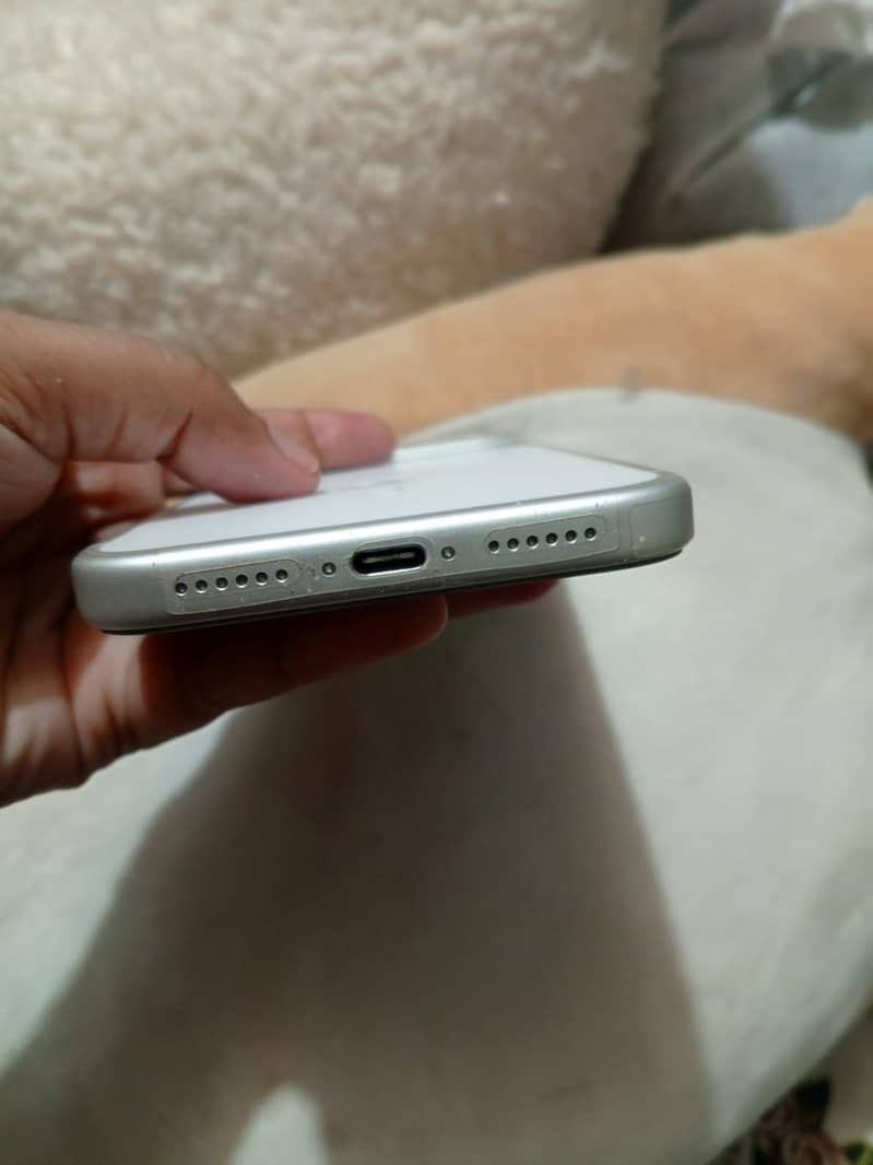 iPhone 17 pro max 4