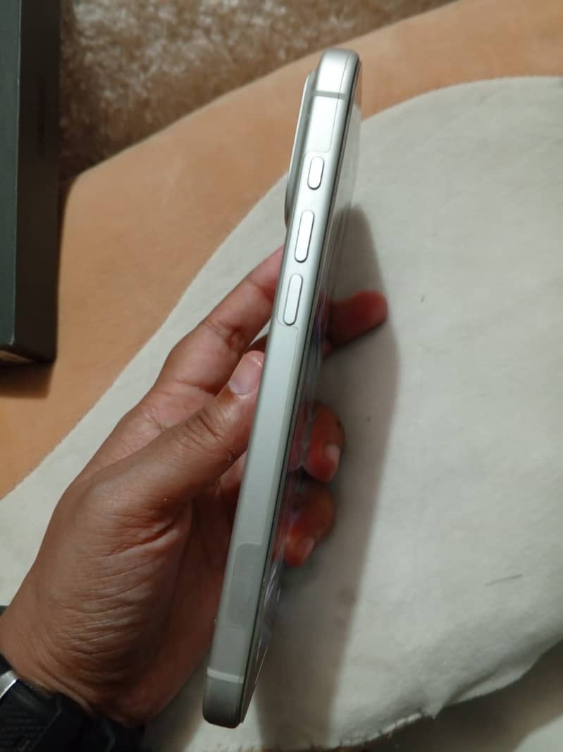 iPhone 17 pro max 5