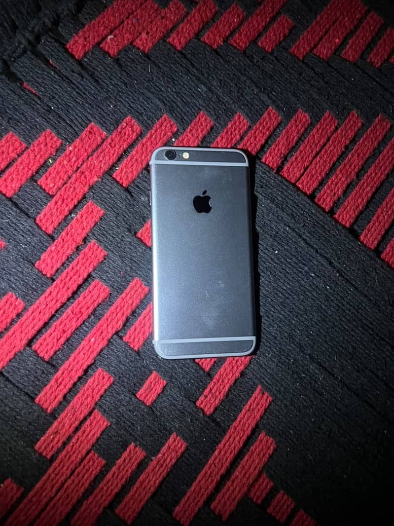 Apple iPhone 6S 1