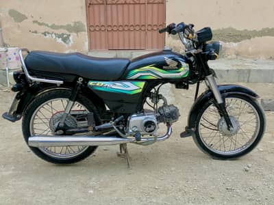 Honda CD 70 2023