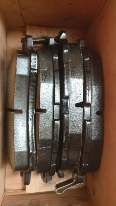 Daihatsu Move Break Pads (Front Set) For Sale!