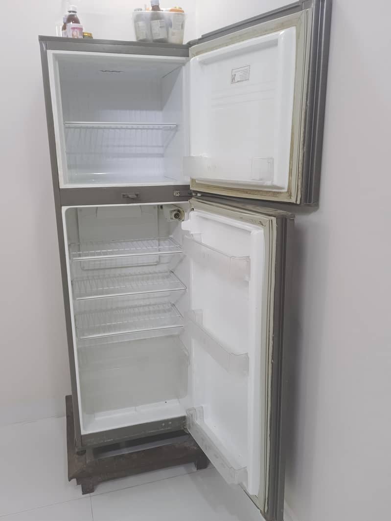 Pel refrigerator 1