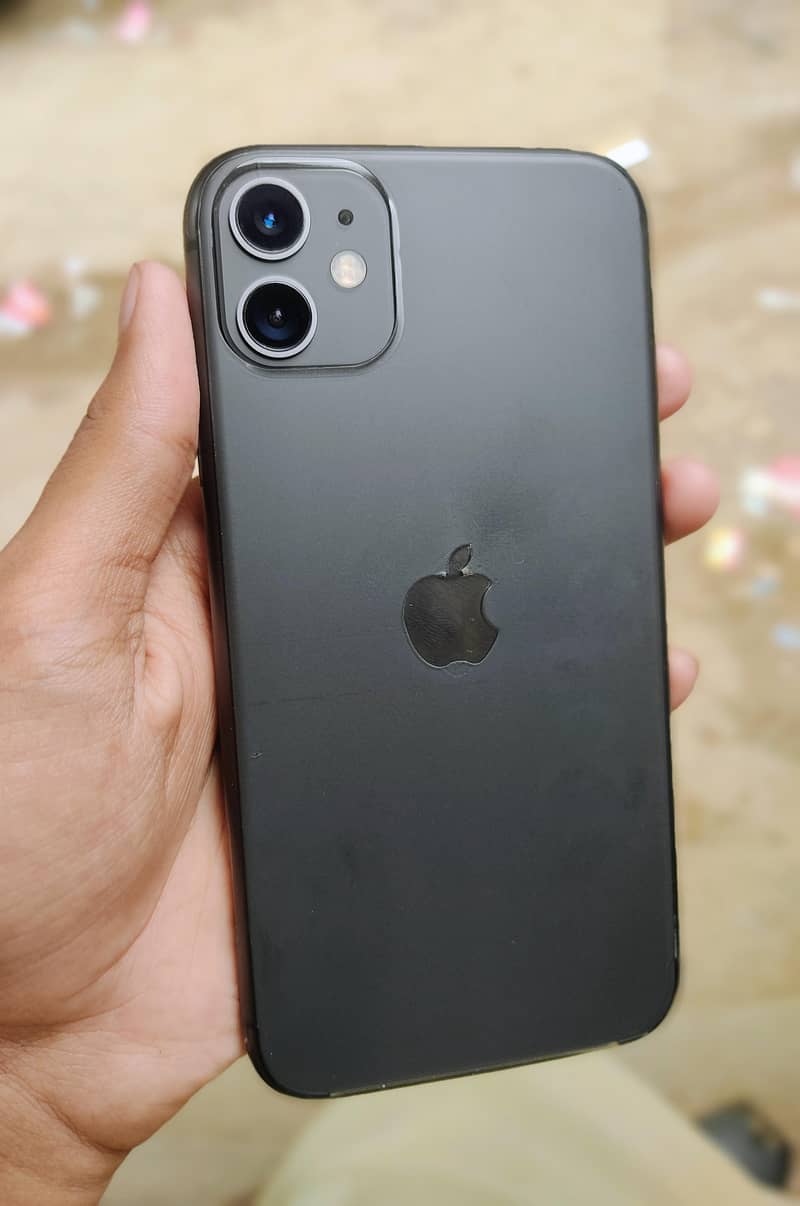 Apple iPhone 11 0