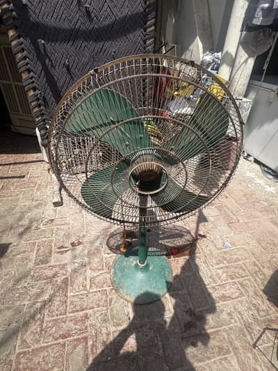 Pedistal Fan