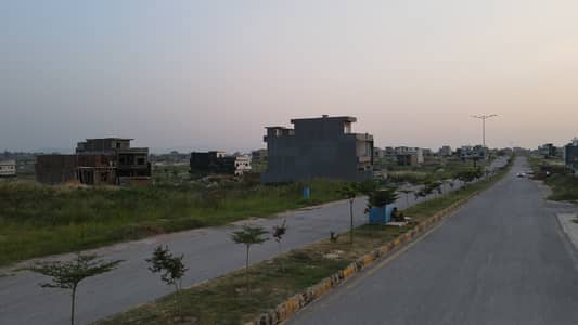 Plot 789 Allama Iqbal Avenue Plot 30x60 Size